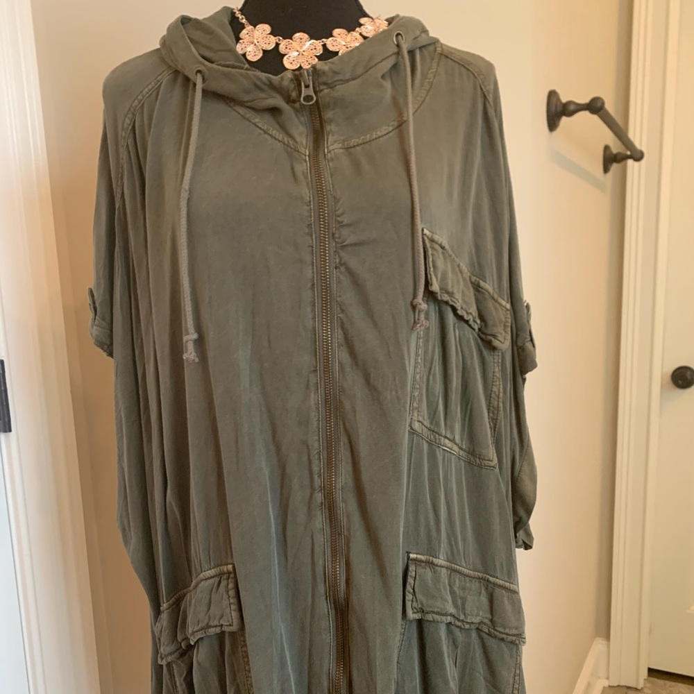 Sleeve jacket